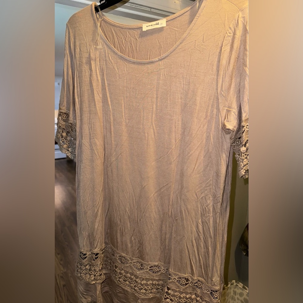 Emerald Brand Boutique Tunic Top. Brand new. Multiple Sizes